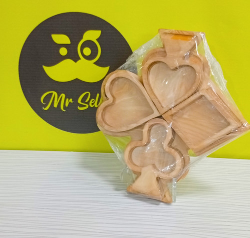 اردو خوری چوبی چهارخانه