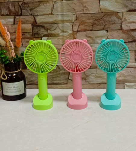 پنکه شارژی دستی پایه دار کد ۱۱۶۵۸