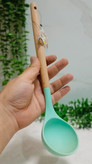 ملاقه دسته بامبو سیلیکونی